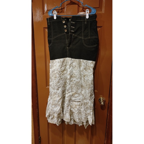 NoFuze Dresses & Skirts - NoFuze Maxi Skirt Womens 14 Blue White Excellent Denim Mixed Media Floral Boho